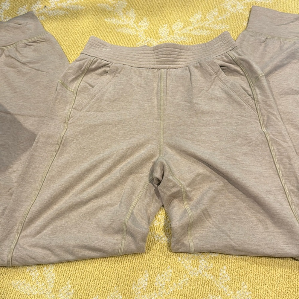 Lululemon sweatpants